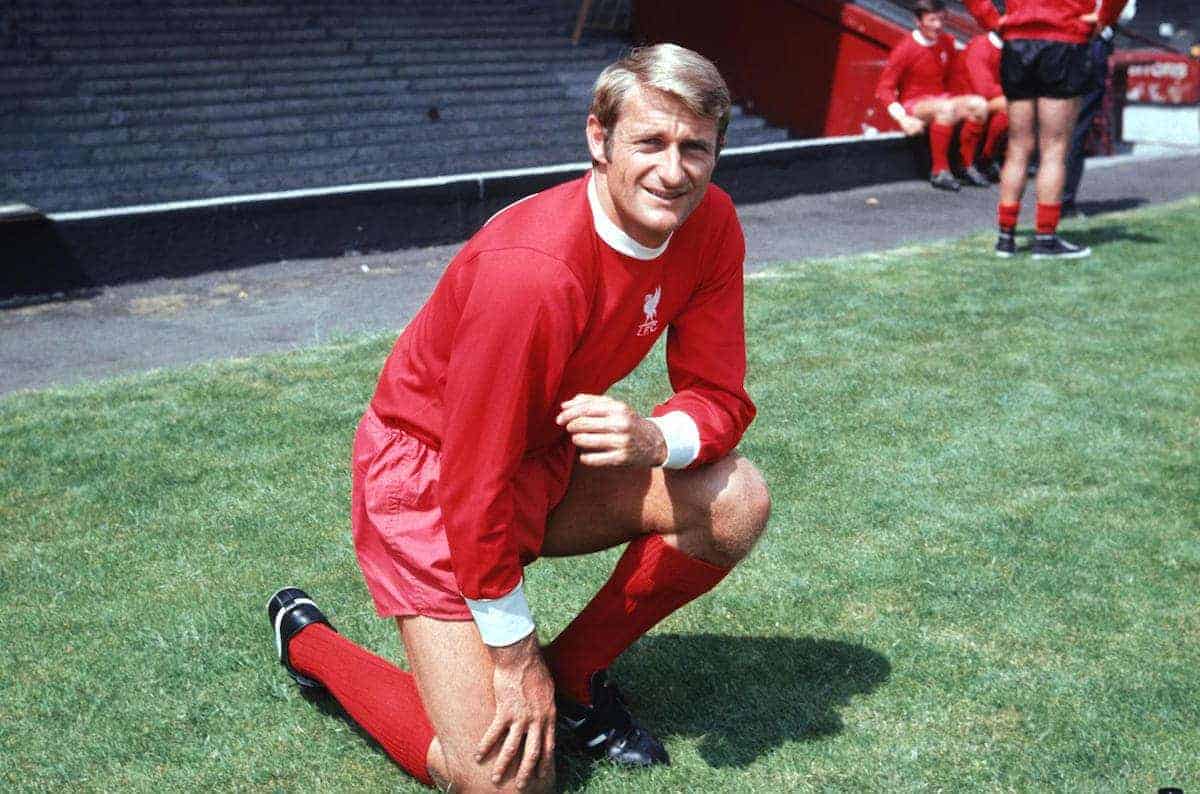 Roger Hunt, cầu thủ ghi nhiều bàn thắng thứ hai cho Liverpool qua đời ở tuổi 83 - Liverpool FC - This Is Anfield